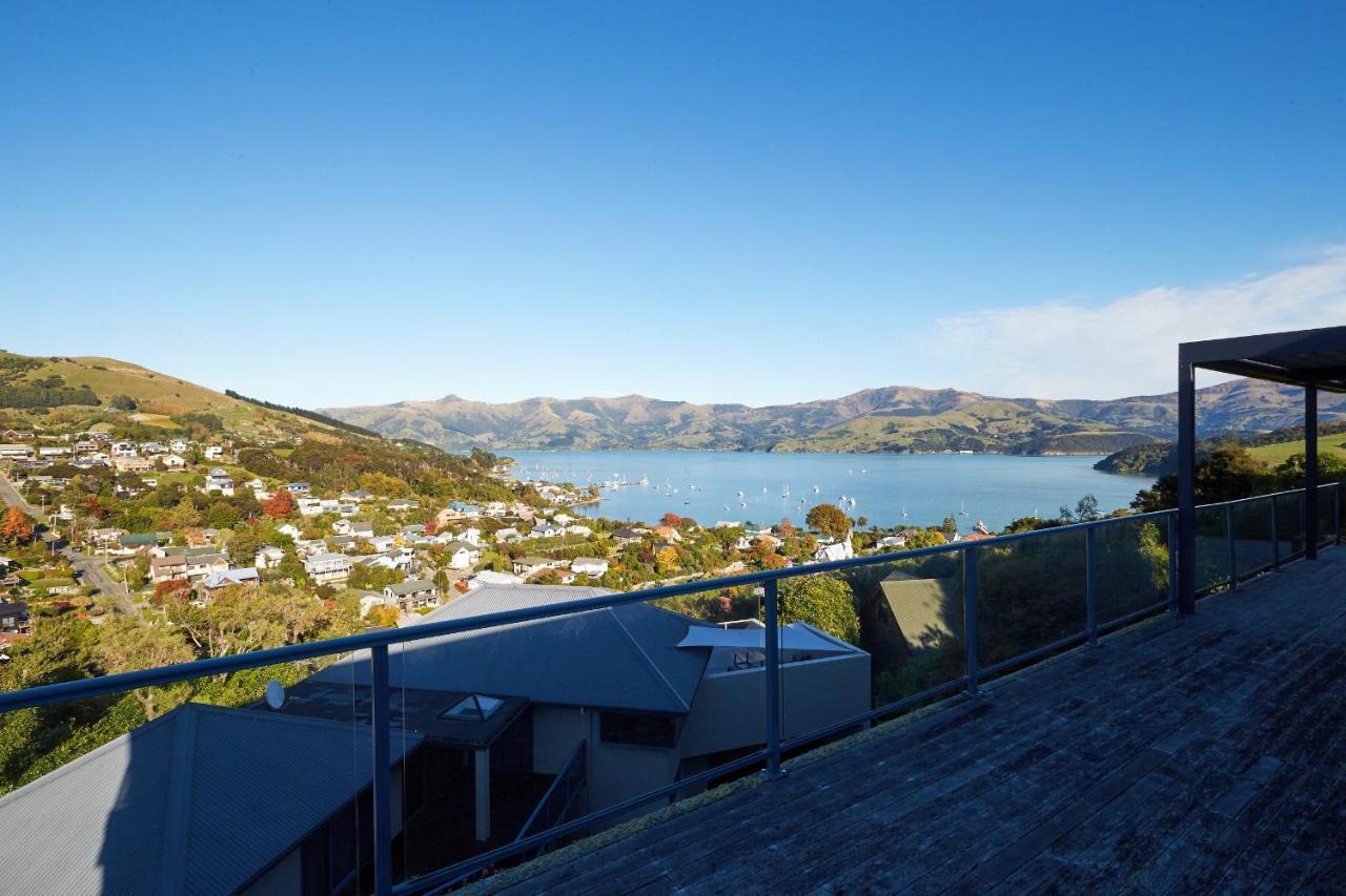 Akaroa Holiday Home Spacious And Quite With Stunning Harbour Views And Close To Town 外观 照片